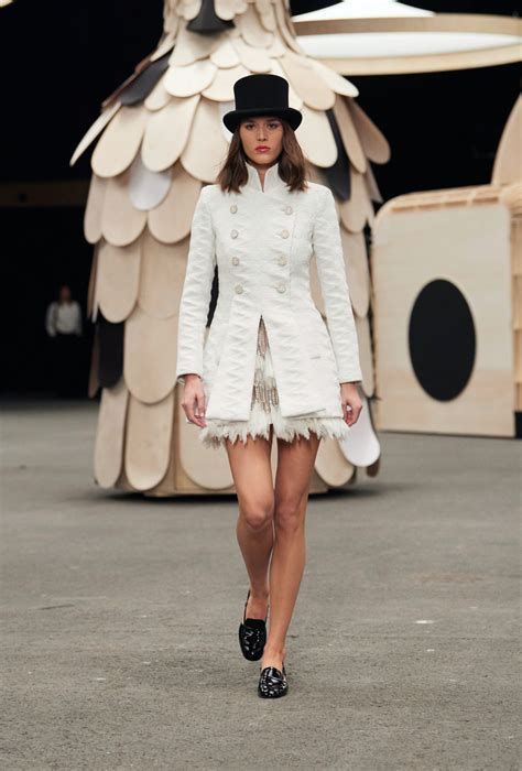 paris fashion week 2024 chanel|Chanel spring summer 2024 collection.